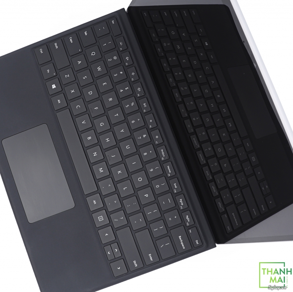 Microsoft Surface Pro 8 | Intel Core I5 - 1135G7 | Ram 8GB| SSD 128GB - 1