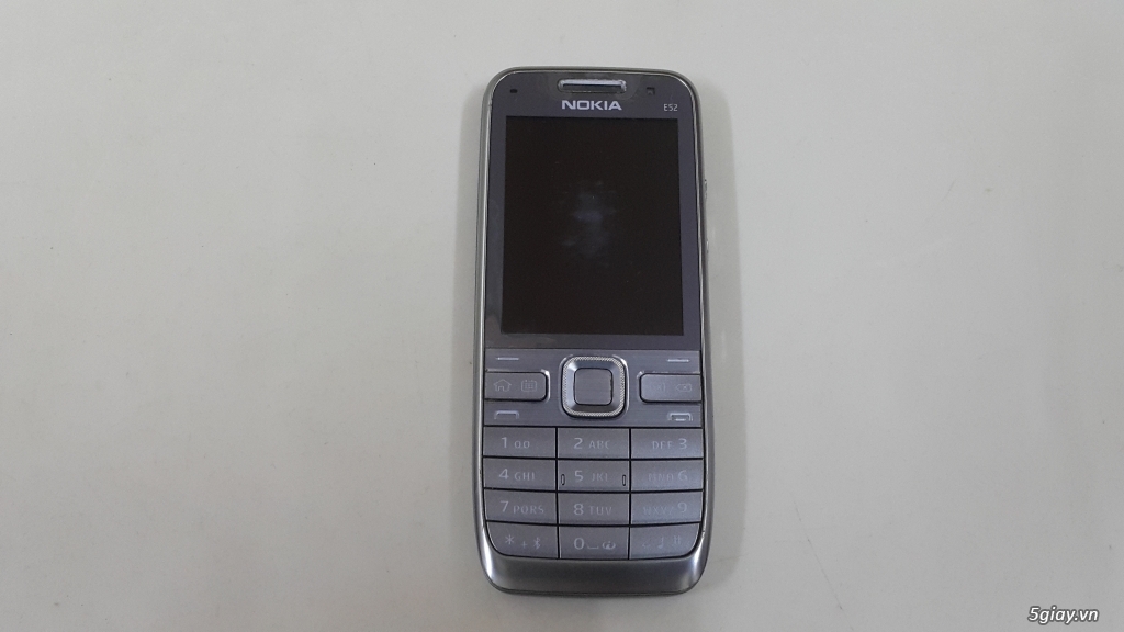 Bán xác Nokia E52 chính hãng, vỏ phím zin, pin, màn hình. - 5