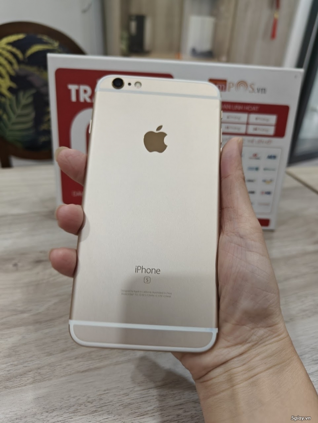 Iphone 6s plus 32g màu gold 99% giá 1tr9