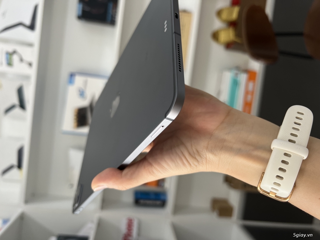 IPad Pro 2020 - bản 11inch Dung lượng: 256Gb Có khe sim 4G