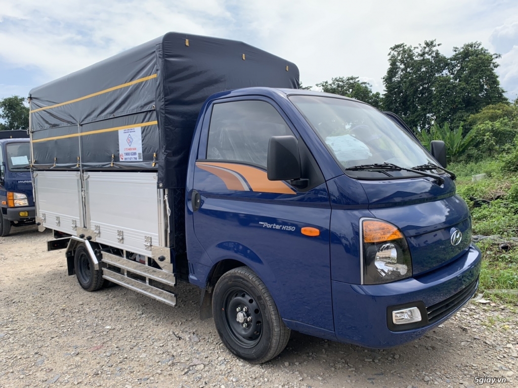 Xe Hyundai H150 Mui bạt Bửng nhôm- tải 1 tấn 4 - thùng 3m2 - 3