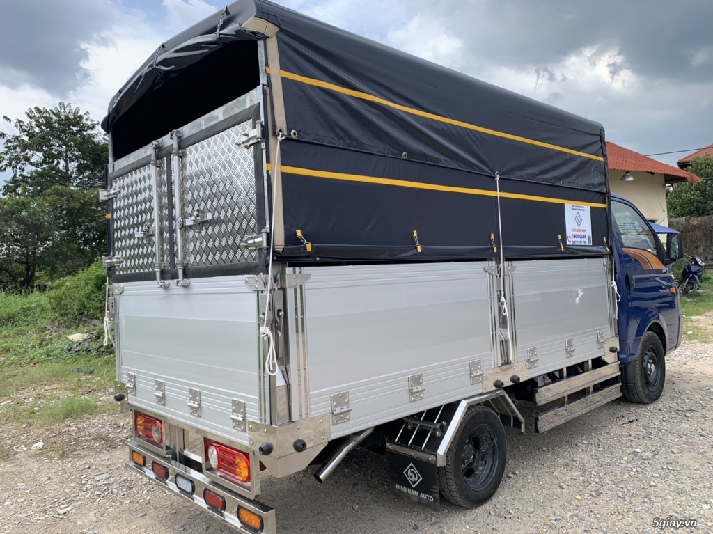 Xe Hyundai H150 Mui bạt Bửng nhôm- tải 1 tấn 4 - thùng 3m2 - 4