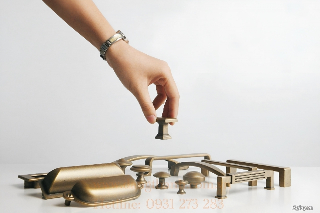 Nhận đúc tay nắm núm, tay nắm cầm , tay nắm keo (nhôm-atimon_ 09312732 - 2