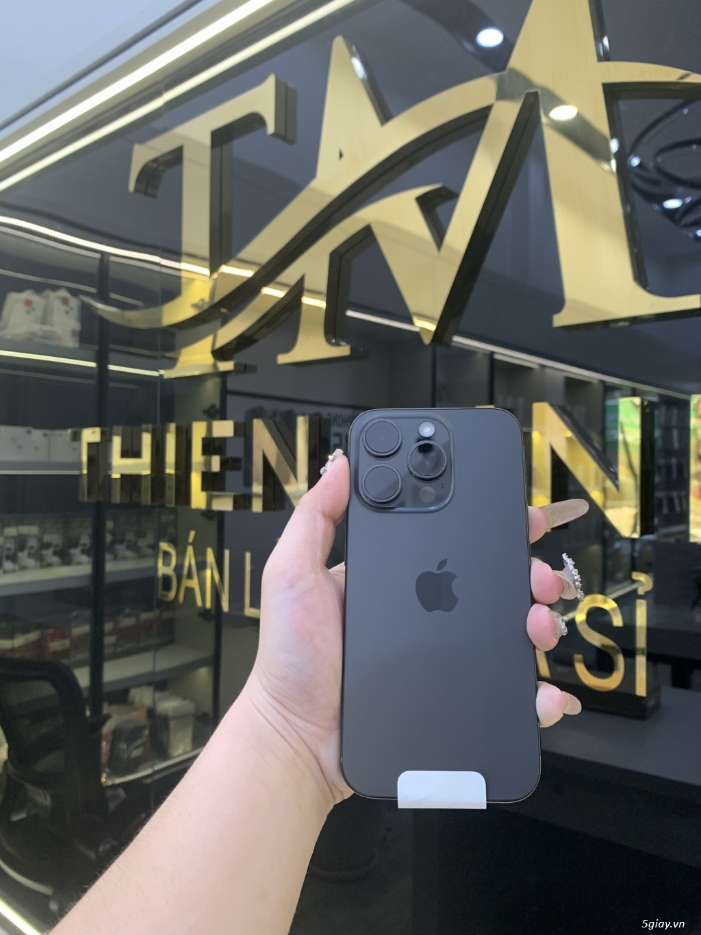 IPhone 15Pro 256Gb Đen LL new chưa active