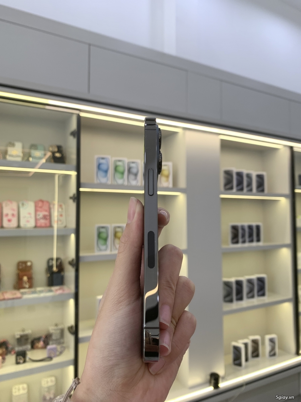 13Pro 128GB Đen - 1