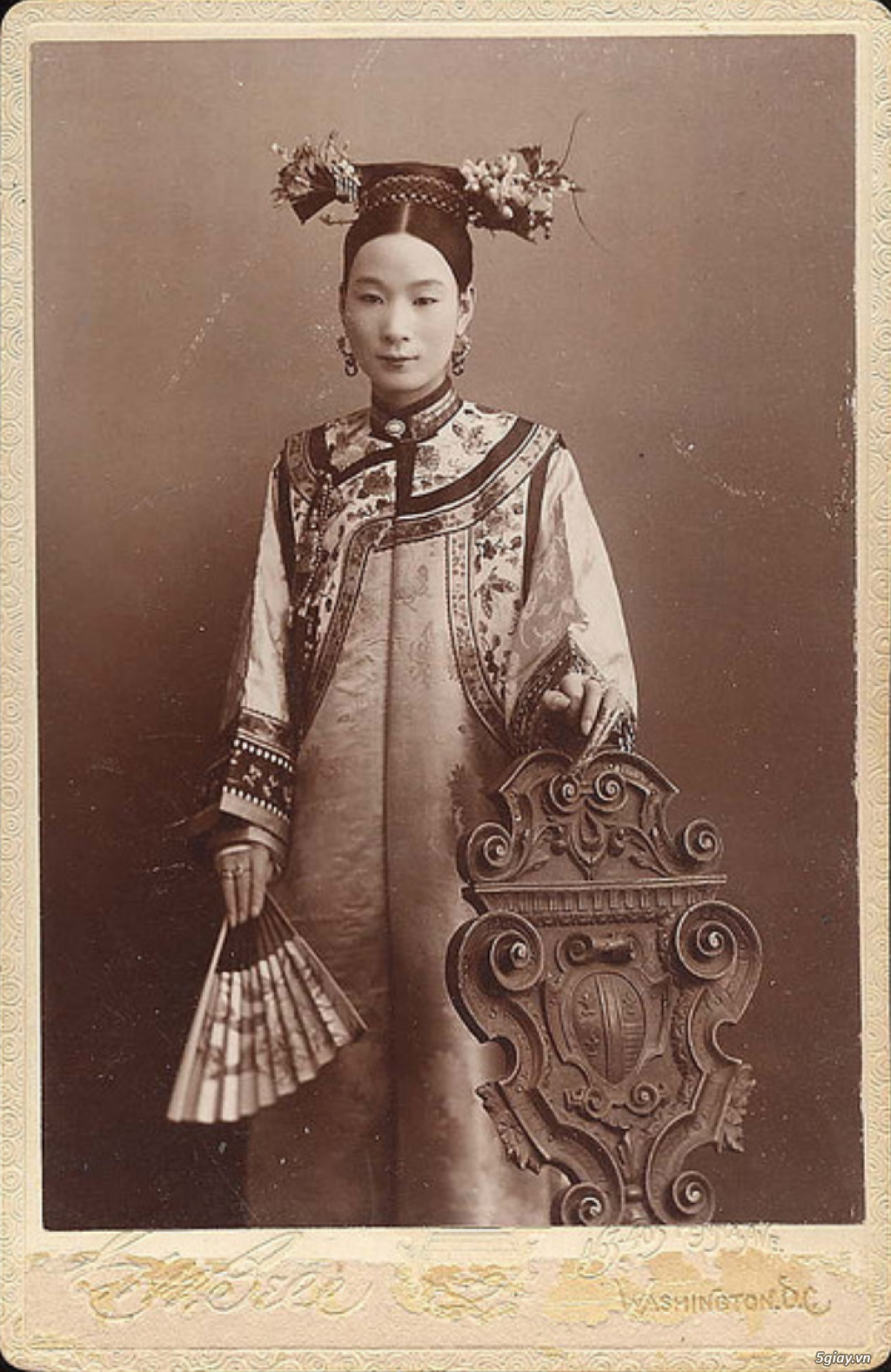 Những bức ảnh - Lịch sử