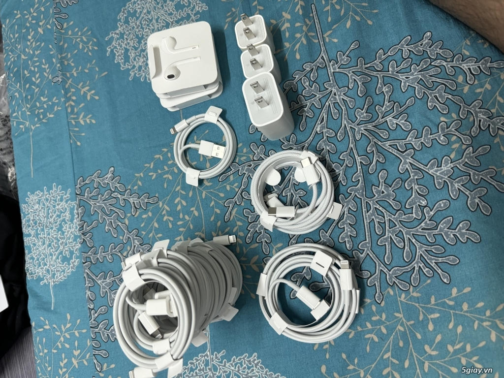 Sạc cáp zin theo máy từ Iphone 15 promax đến 11 promax - 1