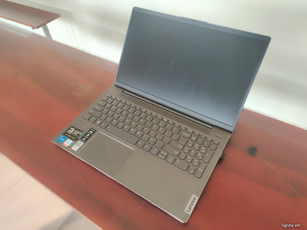 Lenovo Ideapad 5 15IAL7 i5 1235U/8GB/512GB/15.6 Full HD IPS (2024) - 3