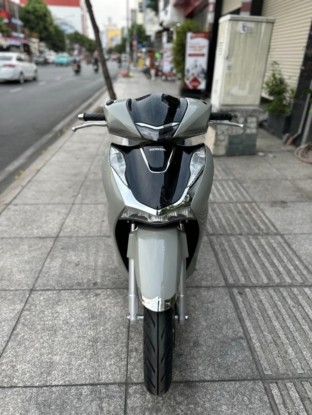 SH 150i màu Xám Xi măng Hàng New
