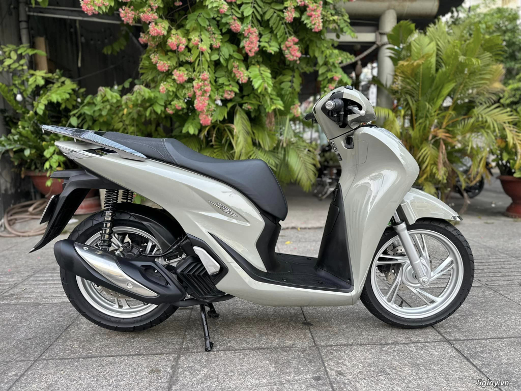 SH 150i màu Xám Xi măng Hàng New - 2