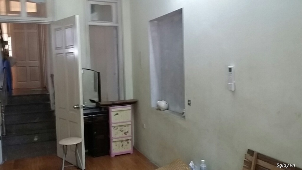Cho 2 nữ sinh viên thuê phòng 20m2 ngõ 210 Hoàng Quốc Việt - 2