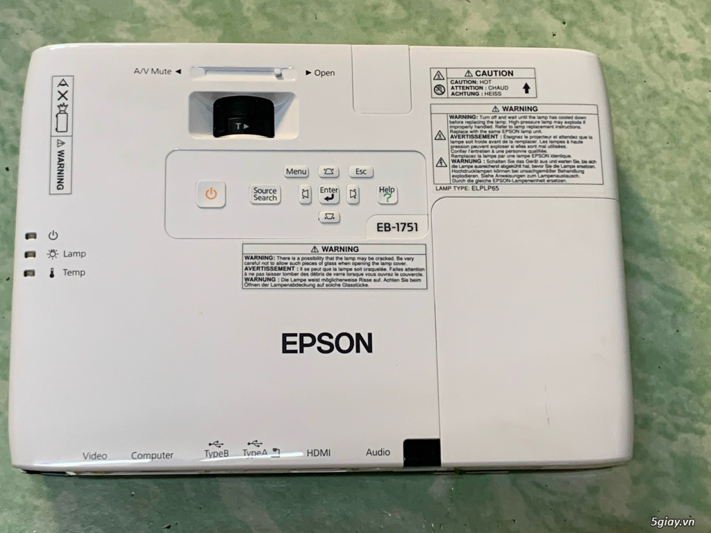Cần bán máy chiếu EPSON EB 1751 mới 95%
