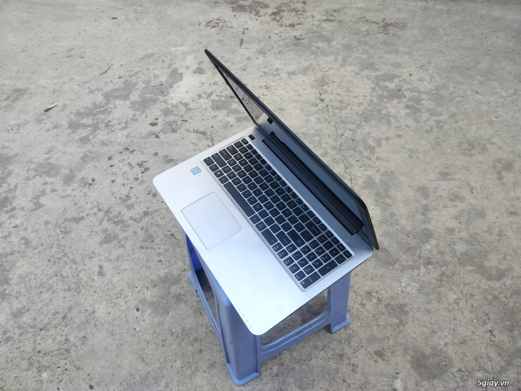 Bán Laptop Asus X556UA core i5 thế hệ thứ 6, Ram 8gb, SSD 256gb - 3