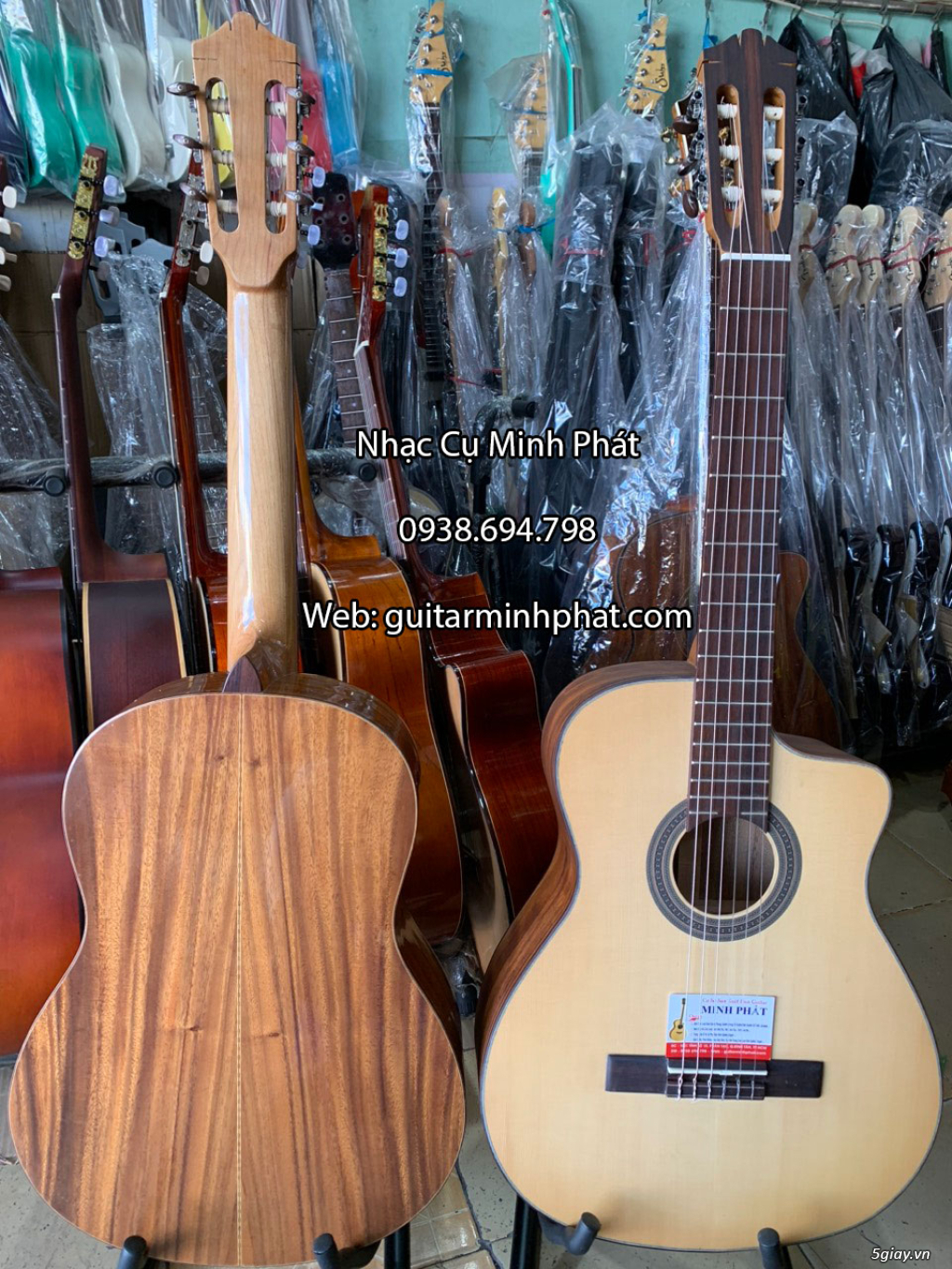 Cửa hàng bán đàn guitar classic giá rẻ âm thanh chuẩn tại TPHCM - 15