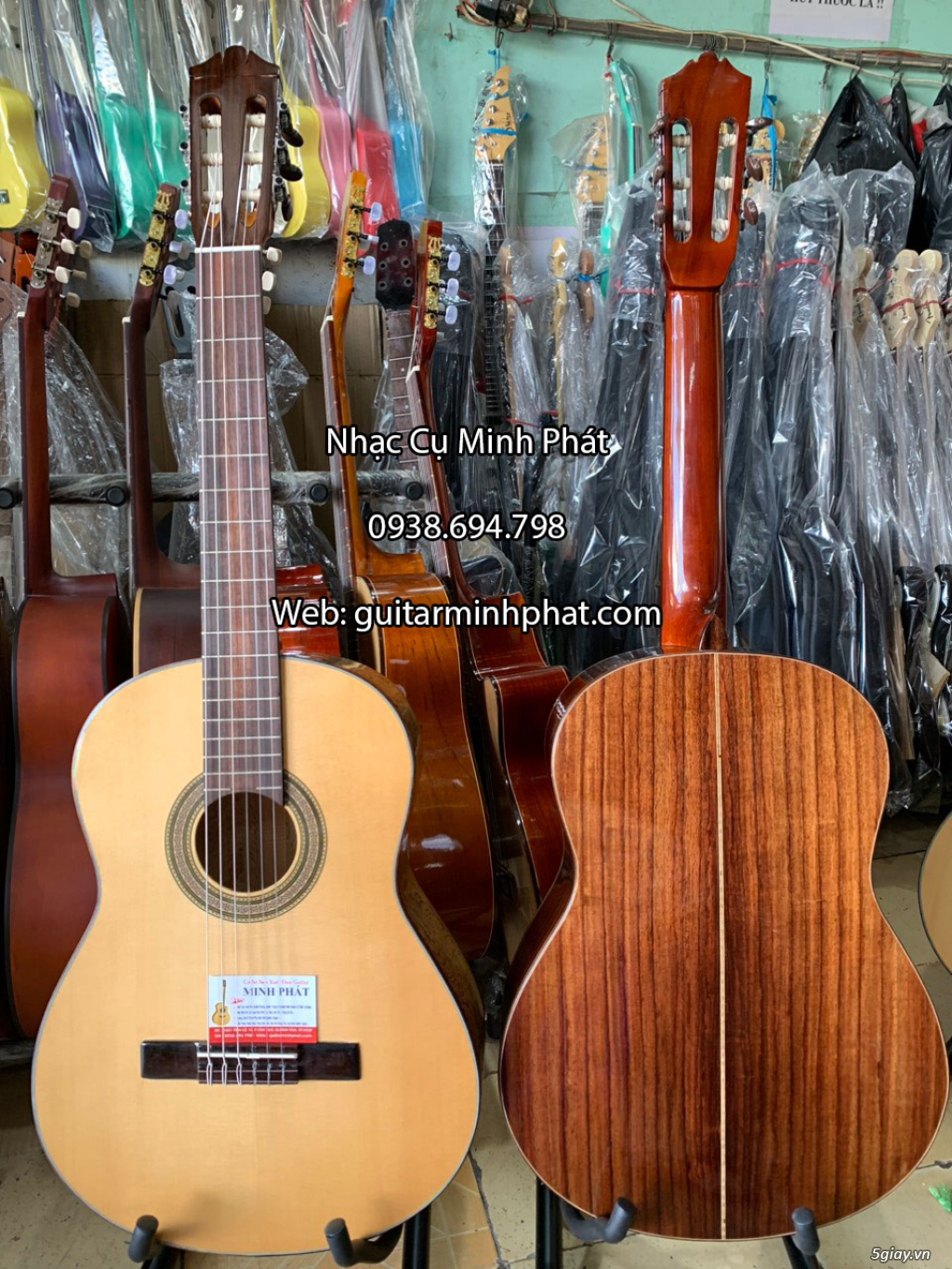 Cửa hàng bán đàn guitar classic giá rẻ âm thanh chuẩn tại TPHCM - 8
