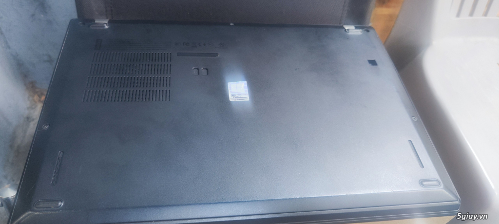 Lenovo ThinkPad X270/X280/X390/X1 Carbon - 5