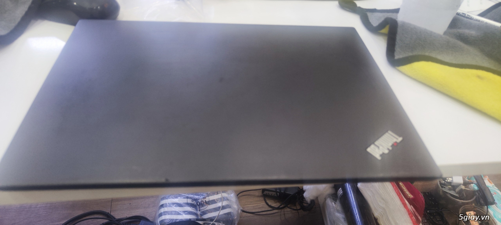 Lenovo ThinkPad X270/X280/X390/X1 Carbon - 7