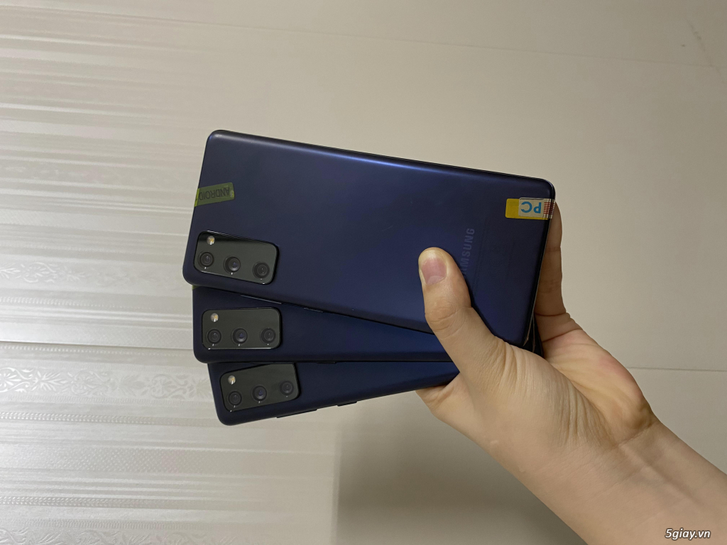 Samsung Galaxy S20 FE màu xanh 2sim Vật Lý likenew 99% bảo hành 1 đổi - 3