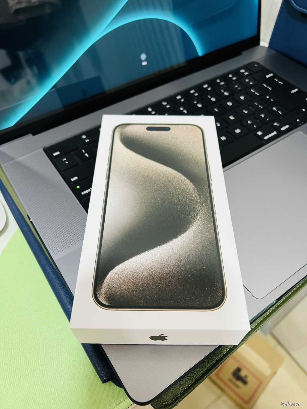 HCM Cần bán 15PM NATURE 512GB, new 100%, 34,5tr - 2
