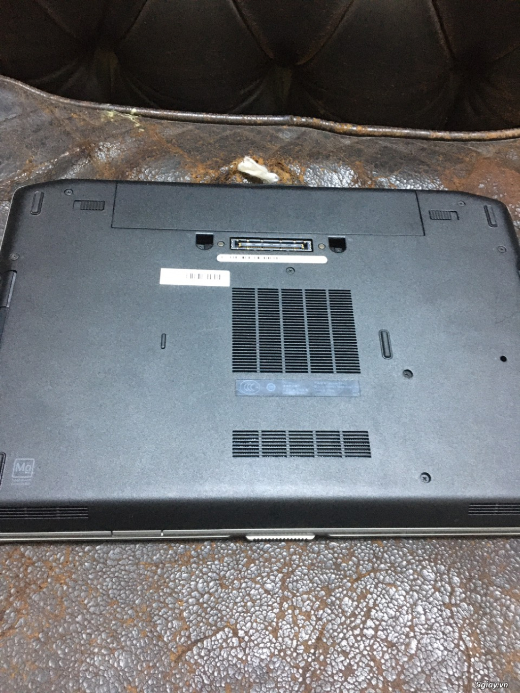 cần ra dell  latitude 6420 - 3