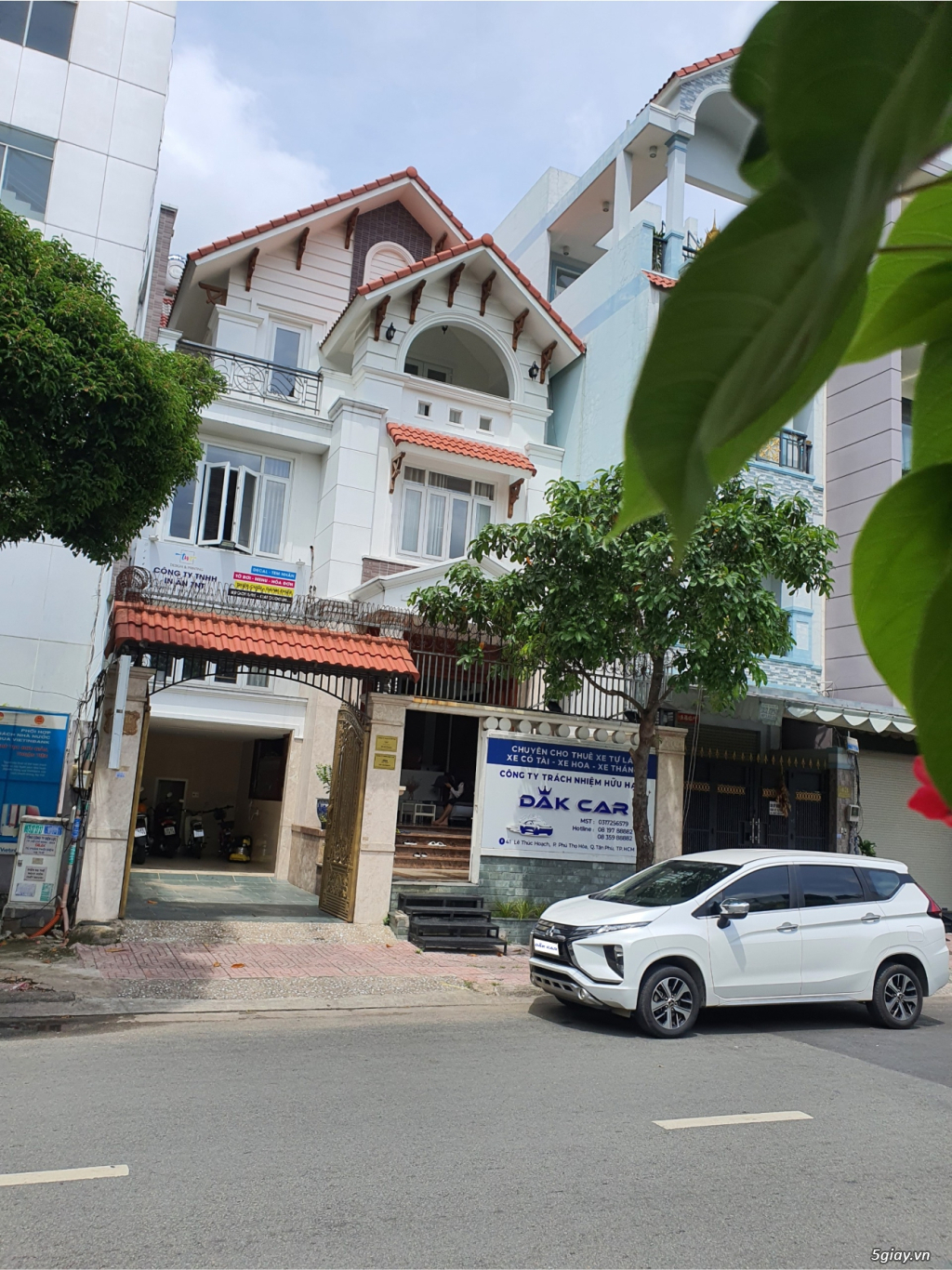 Thuê Xe Tự Lái - 16