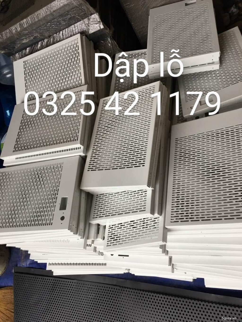 Tấm thép đột lỗ trang trí nội ngoại thất - Lh 0325 42 1179 - 3