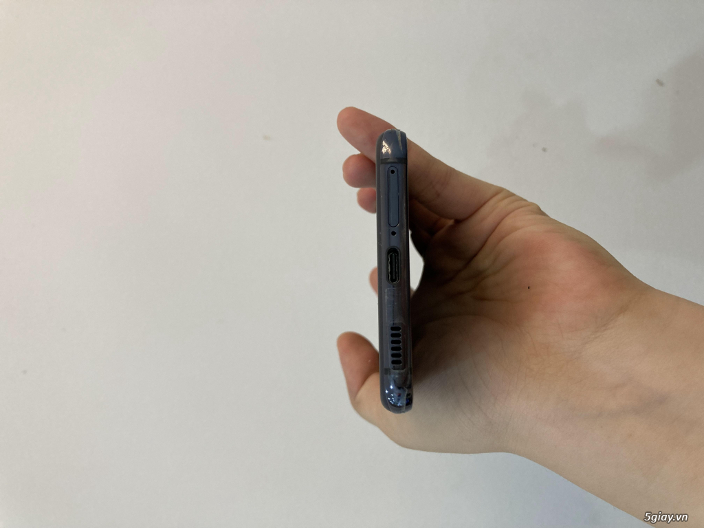 Samsung Galaxy S21 màu đen bản mỹ 2 sim sọc màn - 4