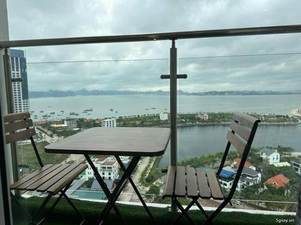 bán căn hộ 2Pn view biển 68m2 trung tâm du lịch Bãi Cháy, Hạ Long - 1