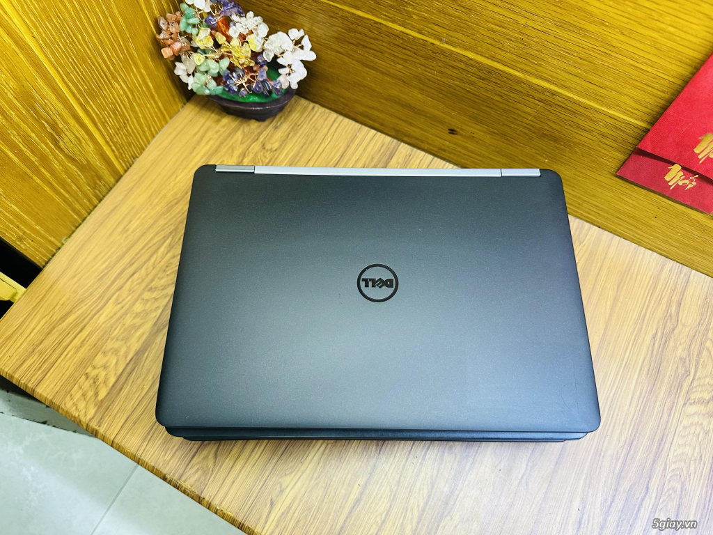 20 Cây Dell nhỏ gọn , Core i5 - Màn Full HD - 3