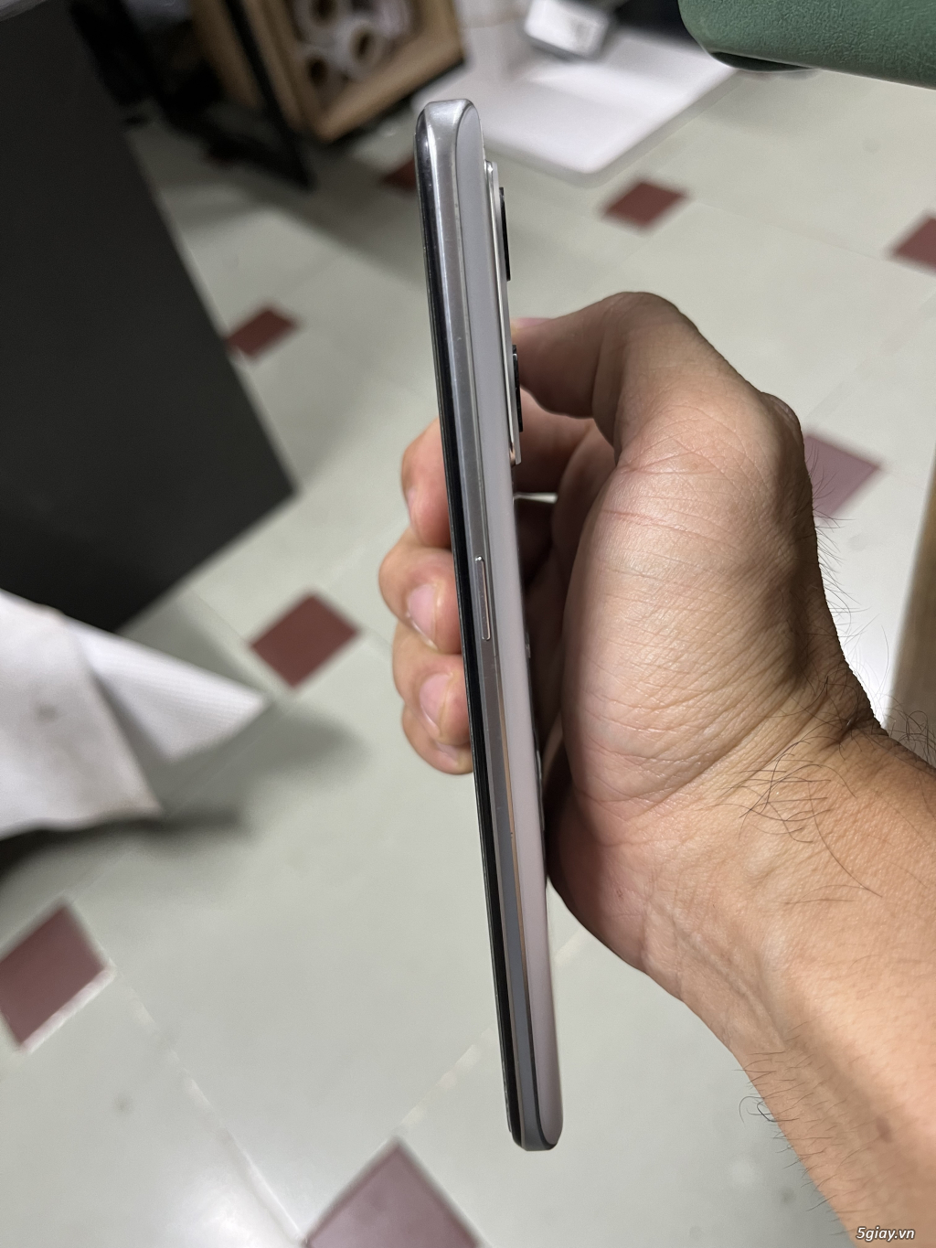 Realme Q5 Pro 8GB / 256GB mới 98% - 2