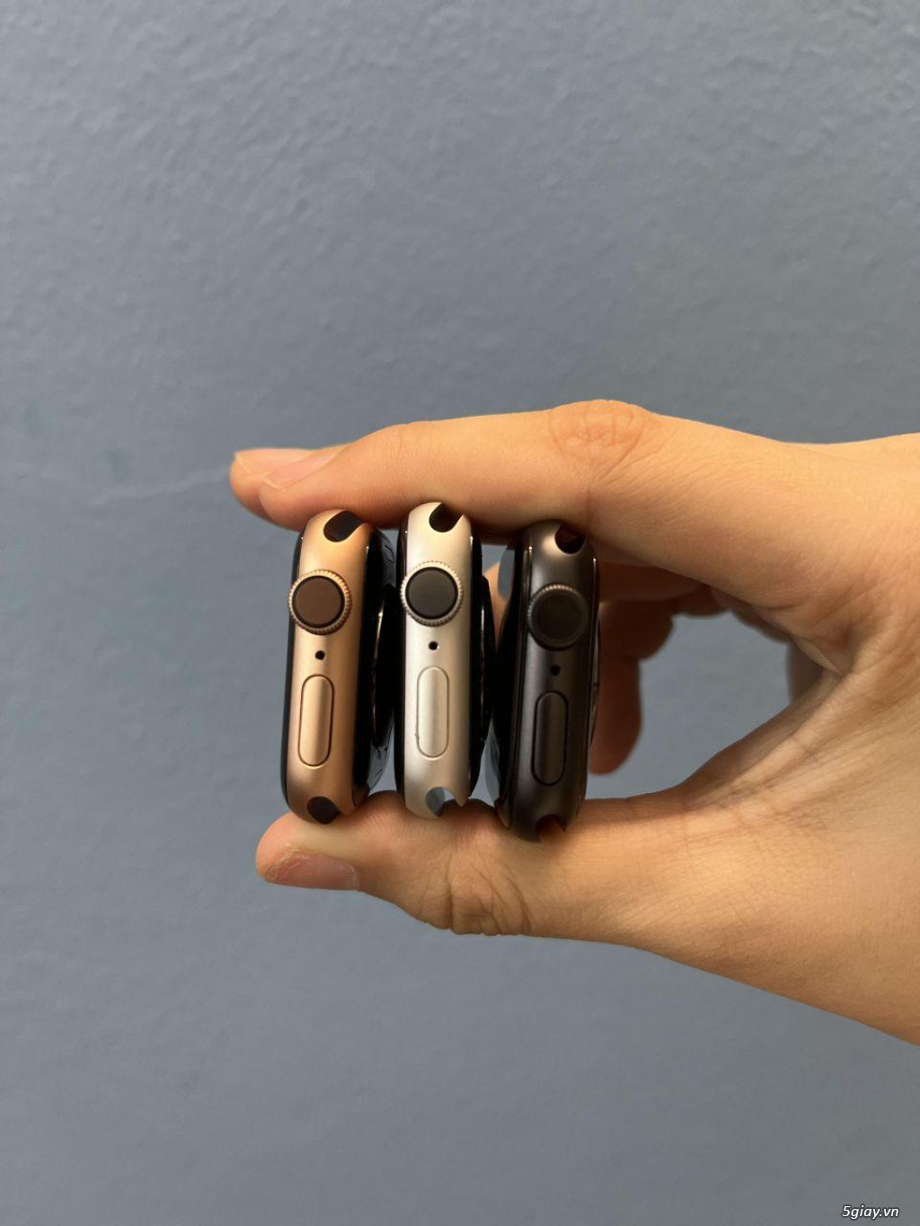 Apple Watch 4 40mm 44mm Thép vs Nhôm likenew 99% bảo hành 1 đổi 1. - 1