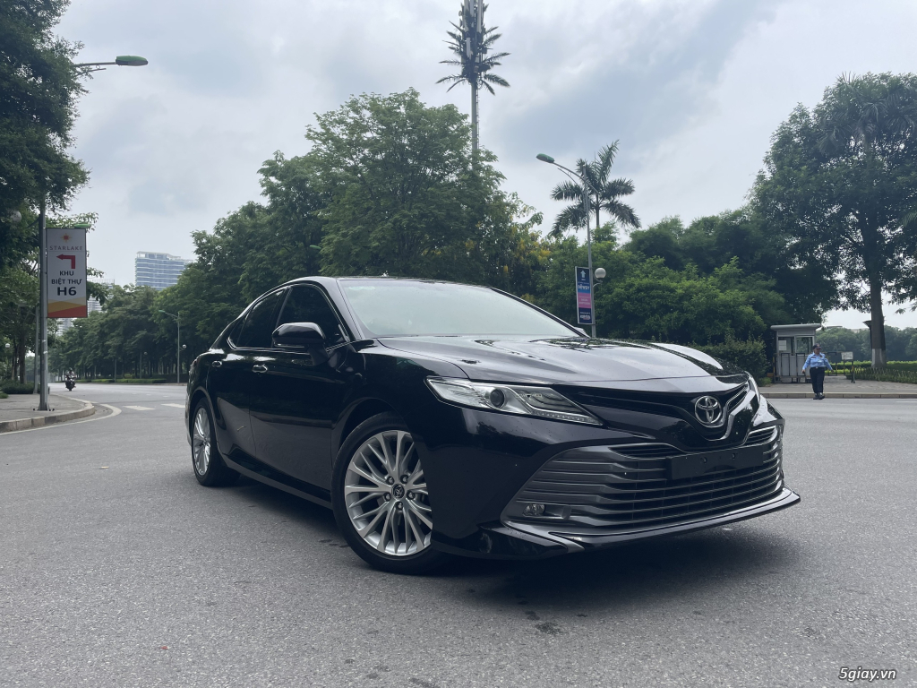 Bán toyota Camry 2.5Q 2020 đẹp nhất Việt Nam