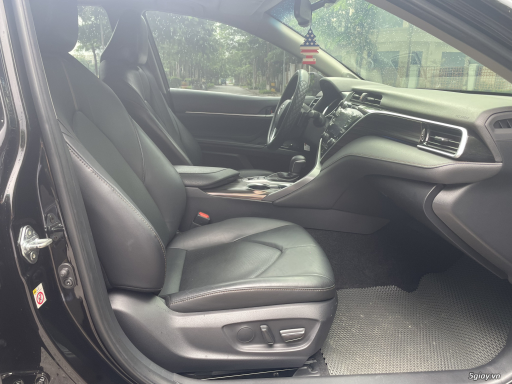 Bán toyota Camry 2.5Q 2020 đẹp nhất Việt Nam - 6