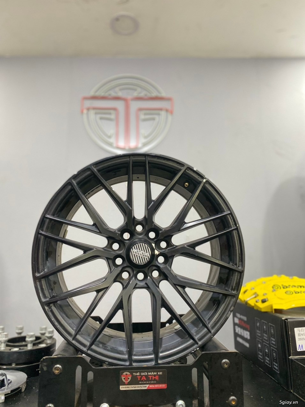 mâm 16inch gắn nhật hàn có trầy xước nhẹ giá 6tr ai cần ib em