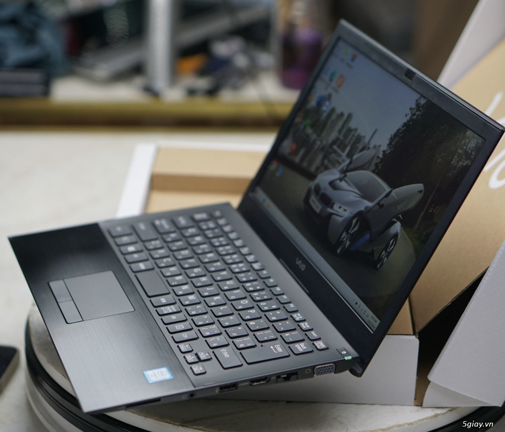 Laptop SONY VAIO _ VJS13 - 1