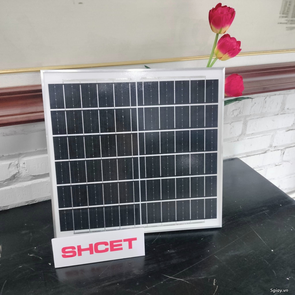 ĐÈN ỐP TRẦN NLMT NHÀ CET 600B-300W - 1