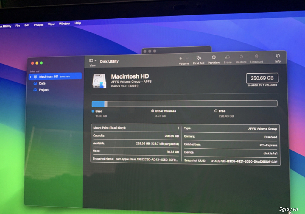 Bán Macbook Pro 15 2017 touch bar