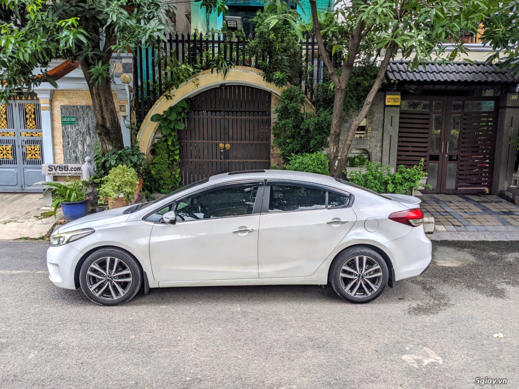 Cần bán KIA Cerato 2.0AT 2017 - Trắng - 1