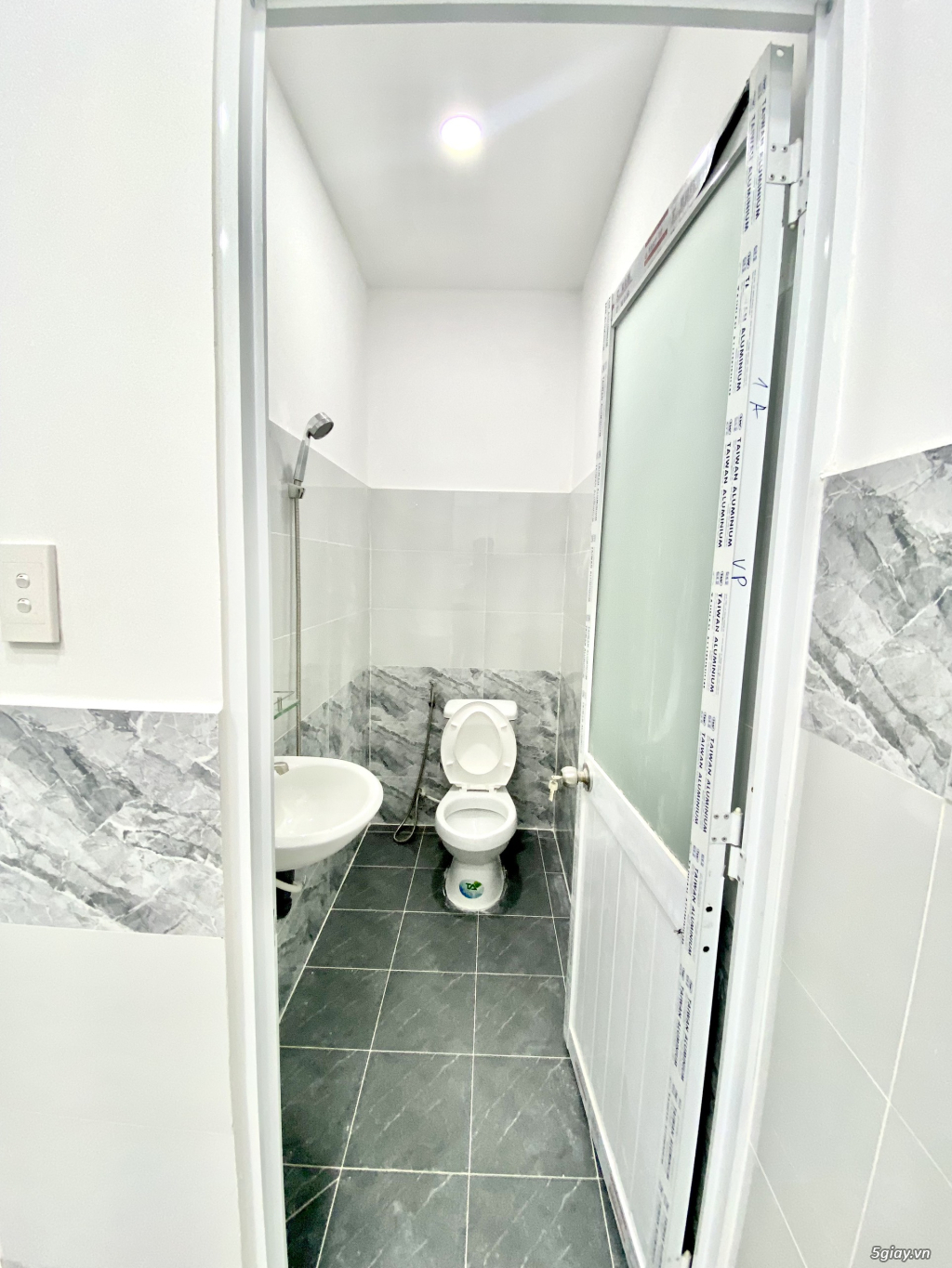 NHÀ PHỐ SIÊU TO 1 TRỆT 1 LẦU, 2 PHÒNG NGỦ , 2WC, NGÃ 4 TÔ KÝ, Q12 - 4
