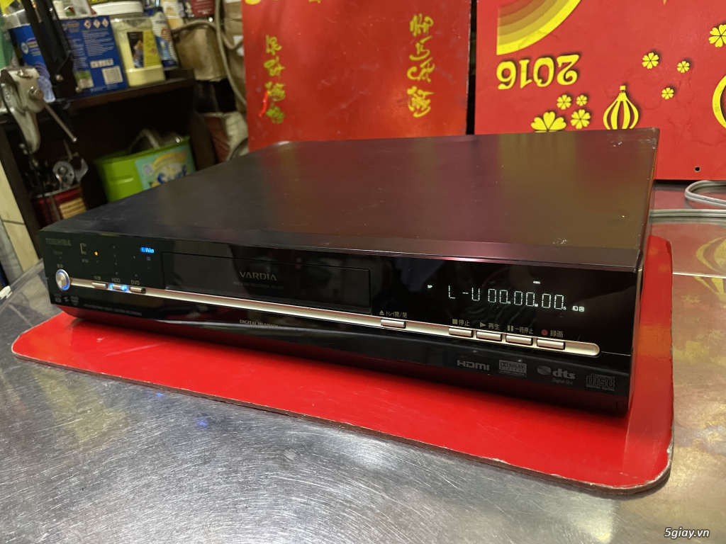 Đầu DVD tích hợp ổ cứng trong Toshiba - 3