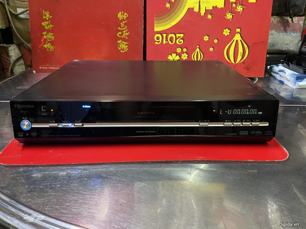 Đầu DVD tích hợp ổ cứng trong Toshiba - 2