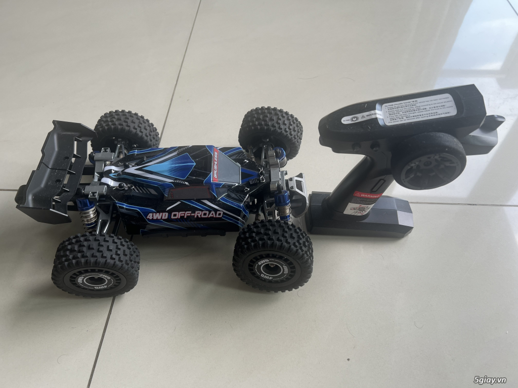 Xe điều khiển từ xa tốc độ cao - 1