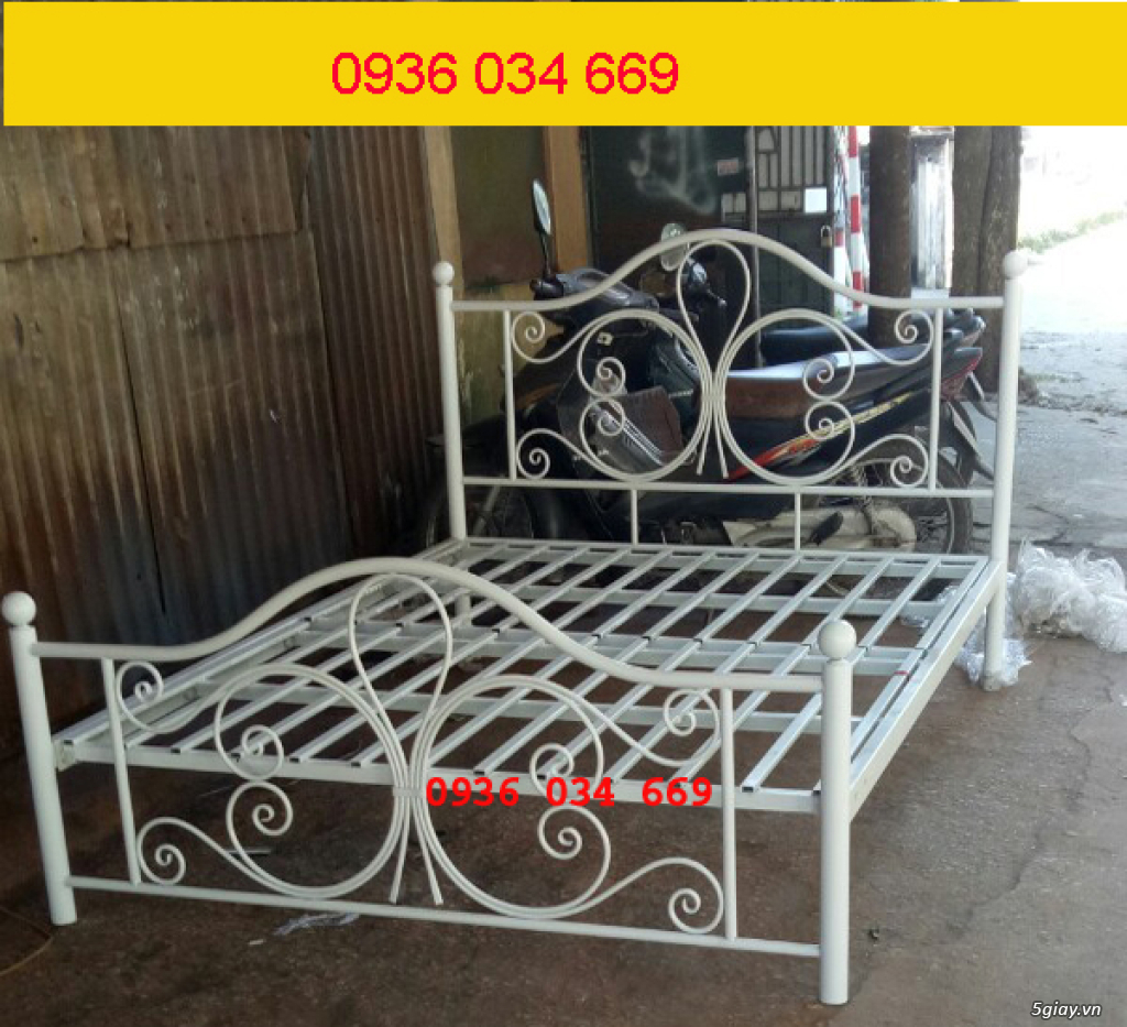 Mẫu giường sắt cổ điển