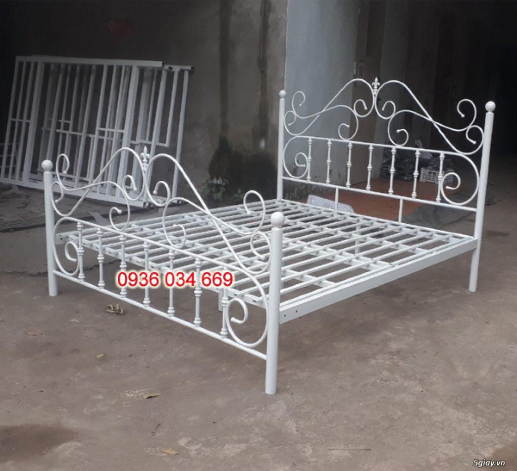 Mẫu giường sắt cổ điển - 2
