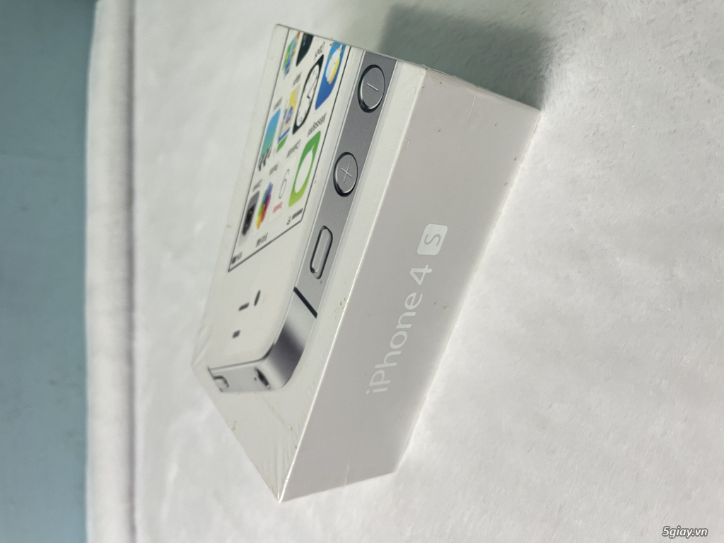 Dành cho dân chơi sưu tầm: iPhone 4s 8GB trắng nguyên seal - 3