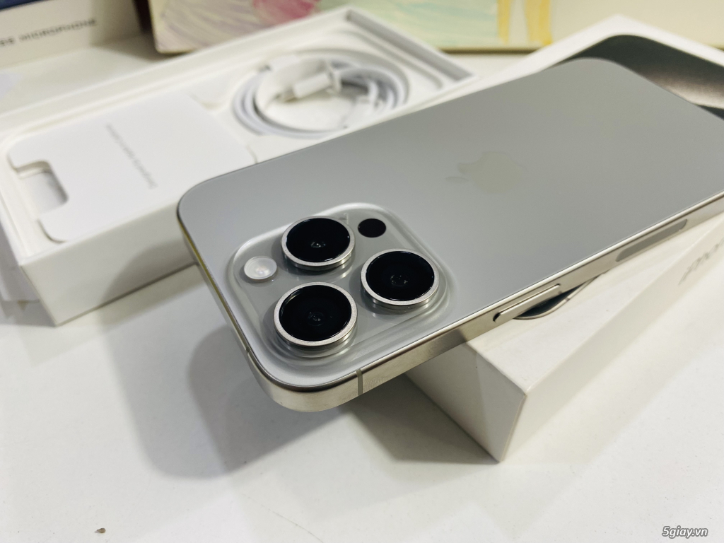 IPhone 15 Pro 128GB Máy đã qua sử dụng đẹp keng Vna Bảo hành 2025