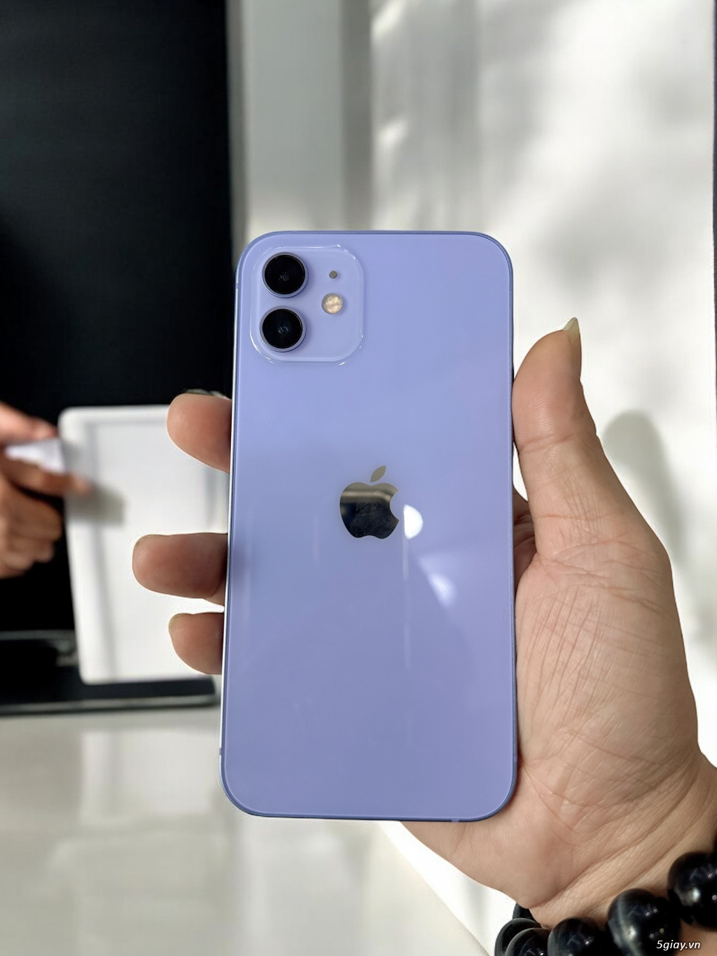 iPhone 12 128G Tím - 4