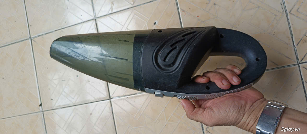 hút bụi cầm tay xài pin tốt - 1