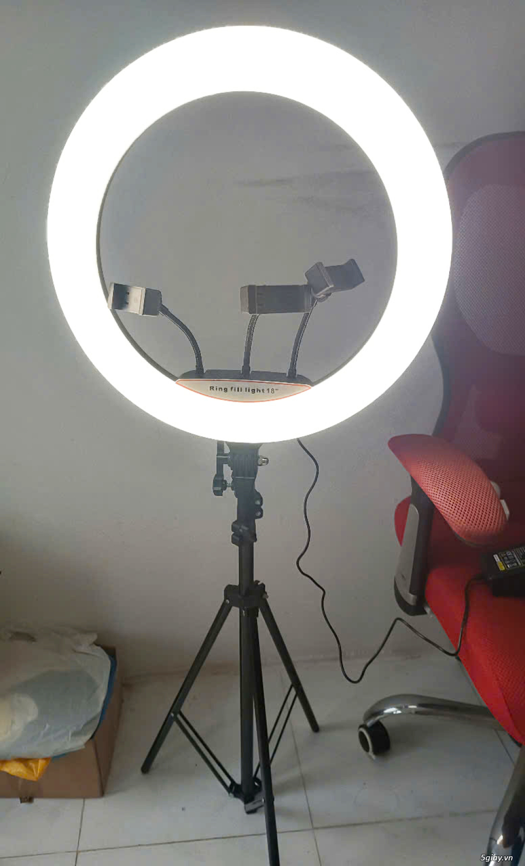 Cần bán 1 Đèn Livestream 45cm 3 kẹp đt+cổng sạc USB kèm giá đỡ,mới 97% - 5
