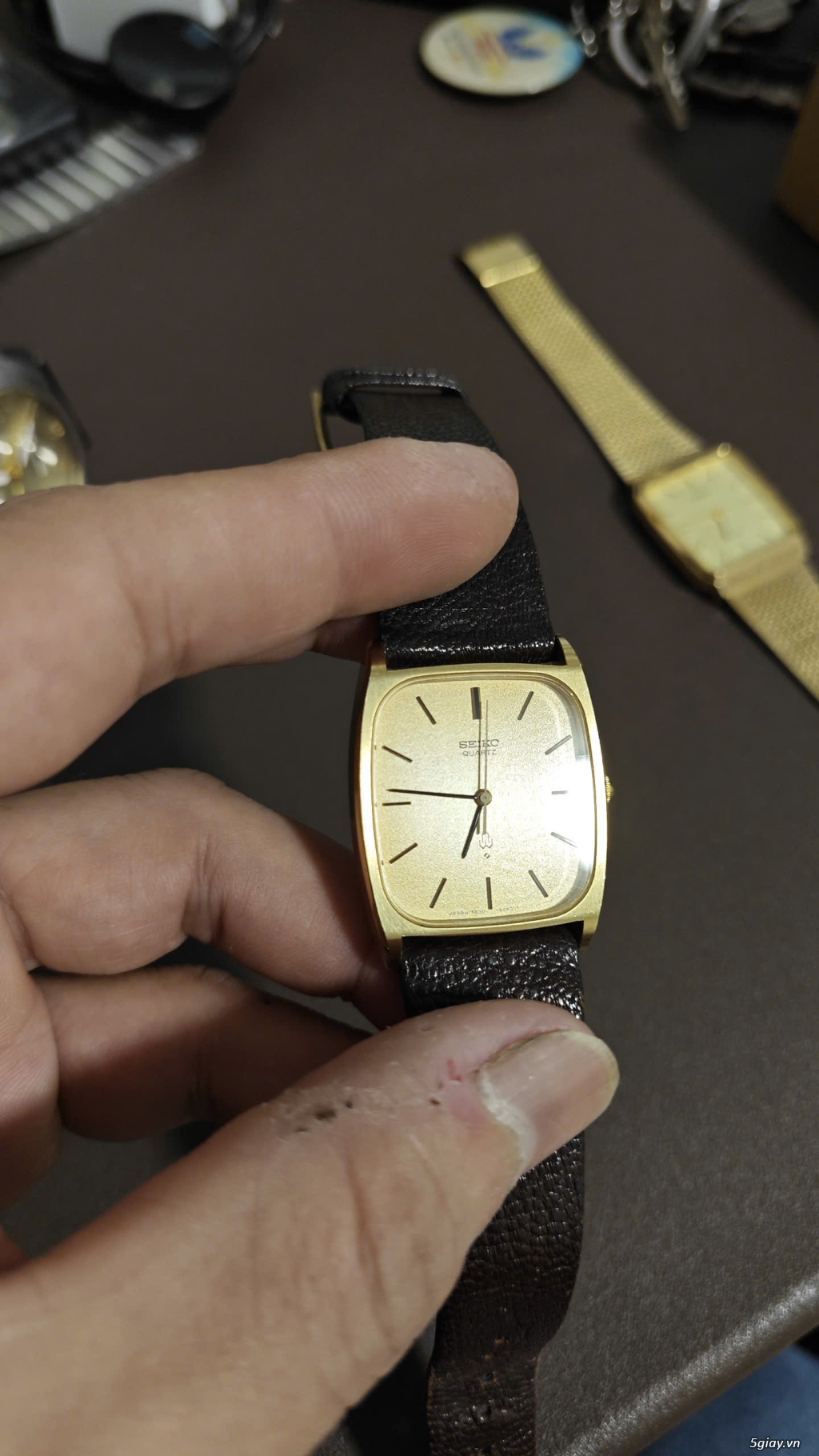 Thanh lý mấy đồng hồ